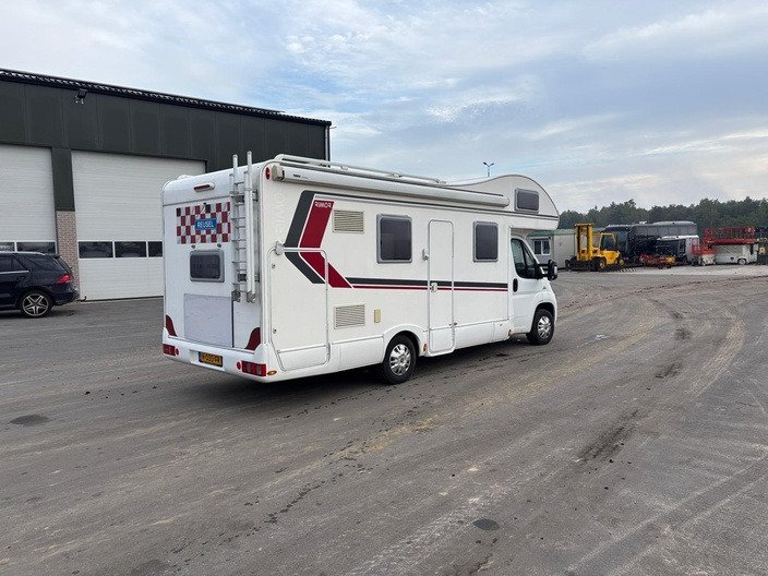 Rimor seal 9 - Alkoven avtodom: slika 3 Rimor seal 9 - Alkoven avtodom: slika 3