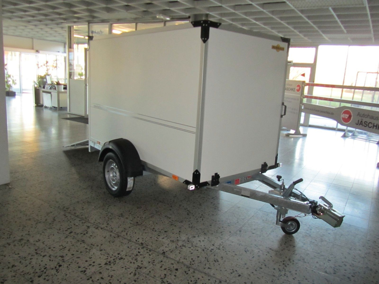 Humbaur HK 132513-15P Überfahrwand Kofferanhänger Flex - Prikolica zabojnik: slika 2 Humbaur HK 132513-15P Überfahrwand Kofferanhänger Flex - Prikolica zabojnik: slika 2