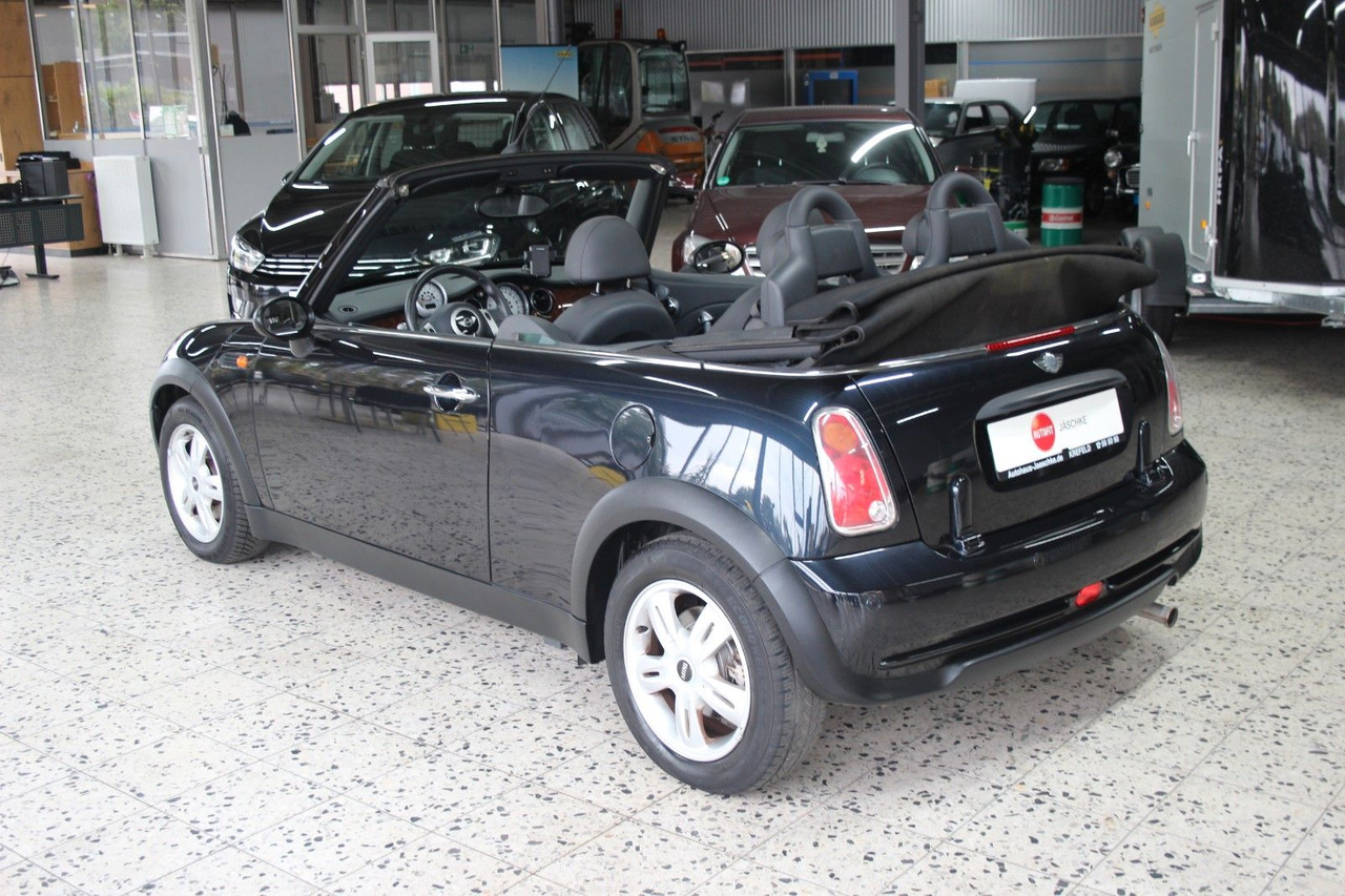 MINI One Cabrio 72tM - Kabriolet: slika 4 MINI One Cabrio 72tM - Kabriolet: slika 4