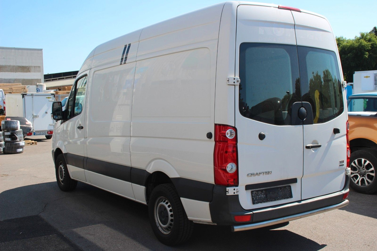 Volkswagen Crafter Kasten 35 mittel L2H2 KLIMA 1.Hand - Potniški kombi: slika 3 Volkswagen Crafter Kasten 35 mittel L2H2 KLIMA 1.Hand - Potniški kombi: slika 3