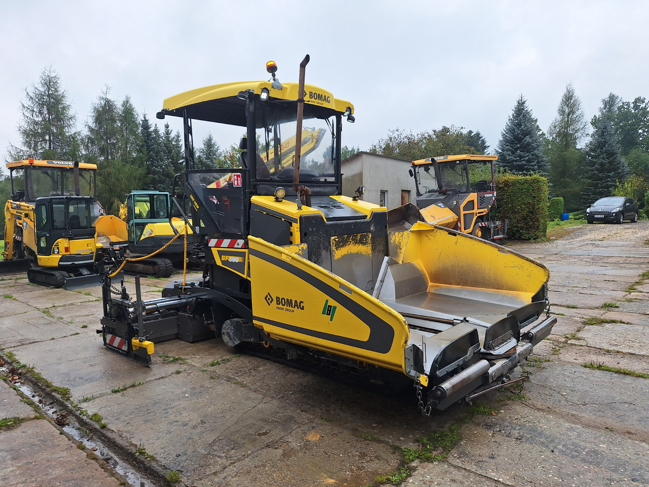 Bomag Bf 300C-3 - Asfaltni finišer: slika 2 Bomag Bf 300C-3 - Asfaltni finišer: slika 2