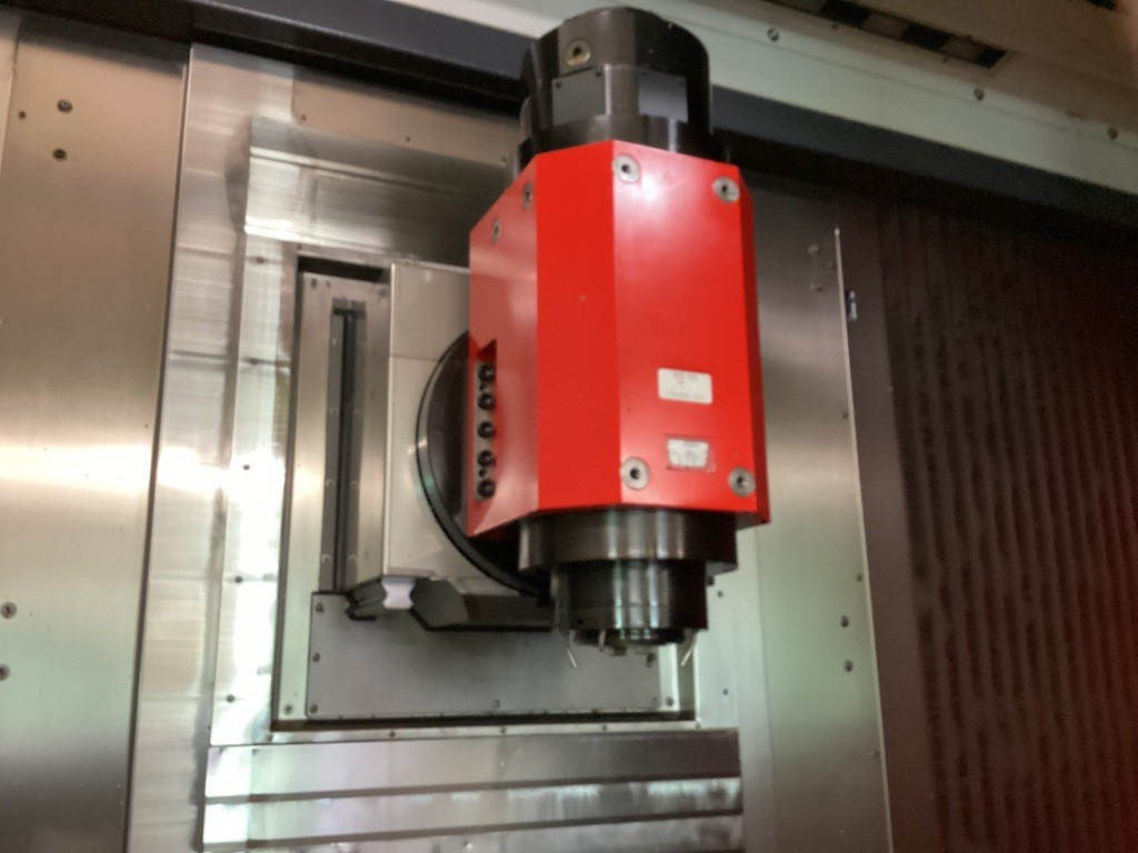 EMCO MMV 2000 - CNC obdelovalni center: slika 5 EMCO MMV 2000 - CNC obdelovalni center: slika 5