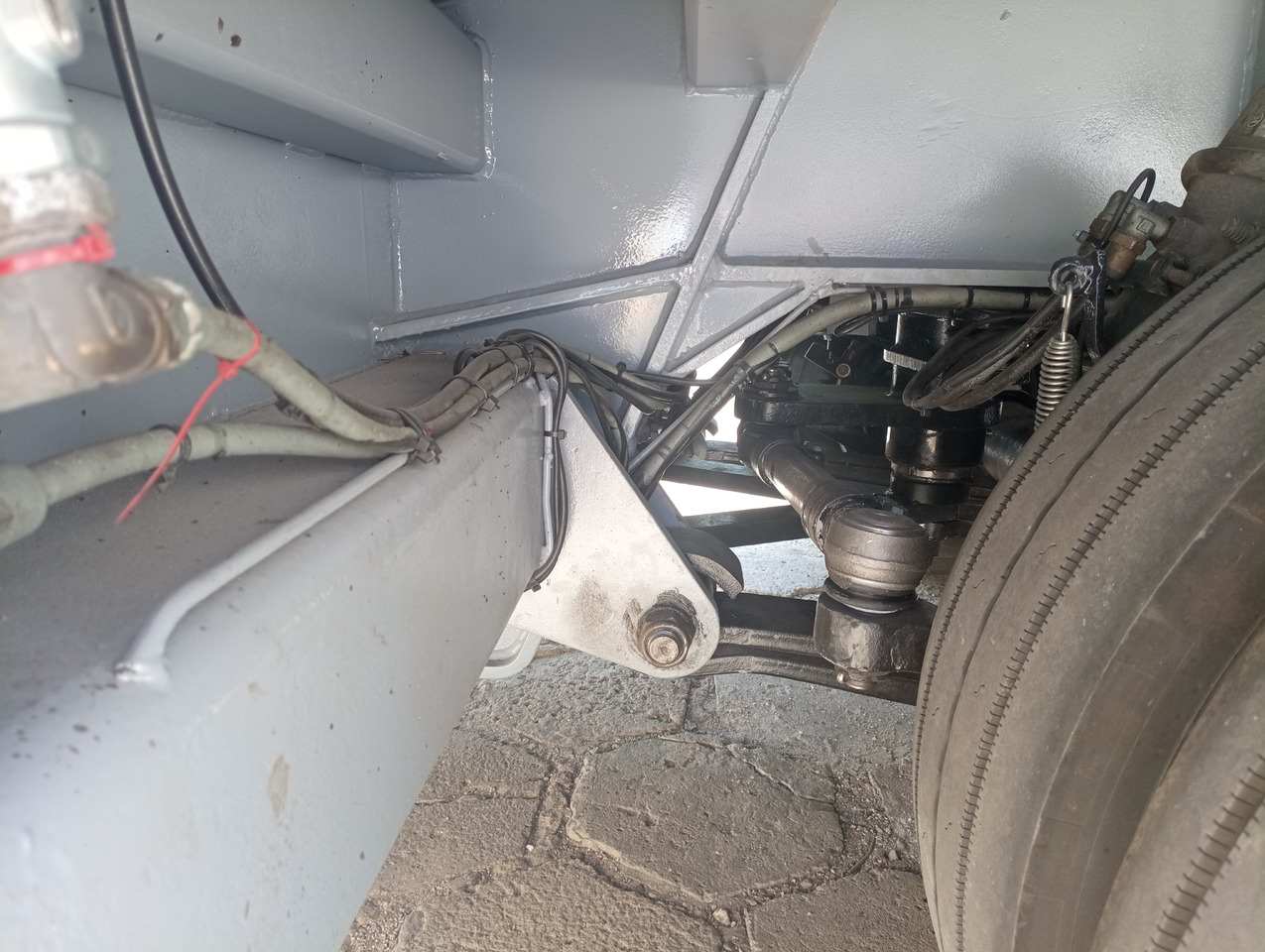 BERTOJA Tiefbett marki Bertoja 2-osie skrętne po kapitalnym remoncie - Nizko noseča polprikolica: slika 4 BERTOJA Tiefbett marki Bertoja 2-osie skrętne po kapitalnym remoncie - Nizko noseča polprikolica: slika 4