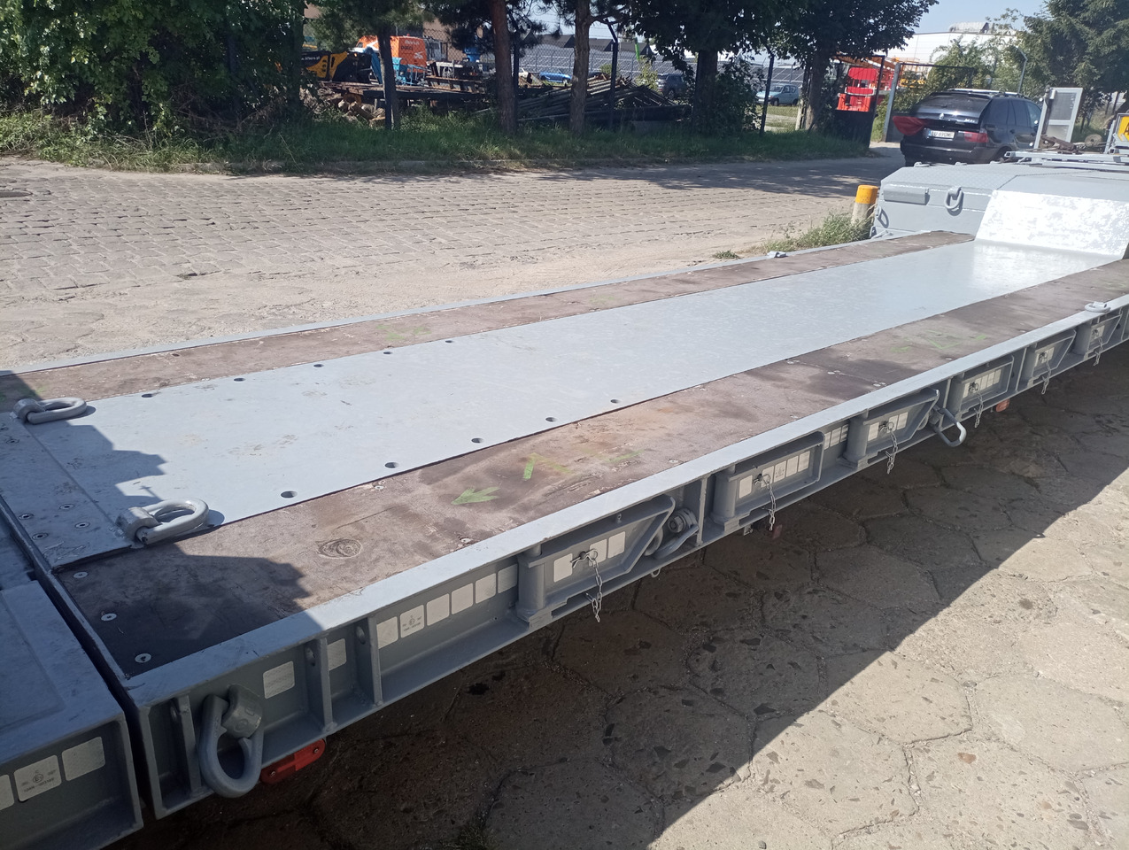 BERTOJA Tiefbett marki Bertoja 2-osie skrętne po kapitalnym remoncie - Nizko noseča polprikolica: slika 2 BERTOJA Tiefbett marki Bertoja 2-osie skrętne po kapitalnym remoncie - Nizko noseča polprikolica: slika 2