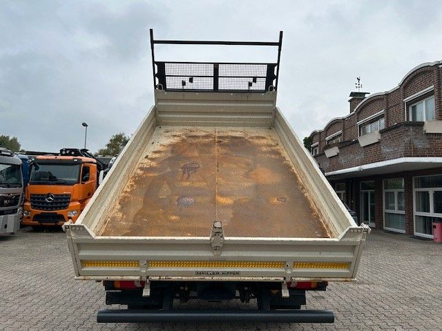 Iveco 80-210 Eurocargo MEILLER 3Skipper 4x2 - Tovornjak prekucnik: slika 4 Iveco 80-210 Eurocargo MEILLER 3Skipper 4x2 - Tovornjak prekucnik: slika 4