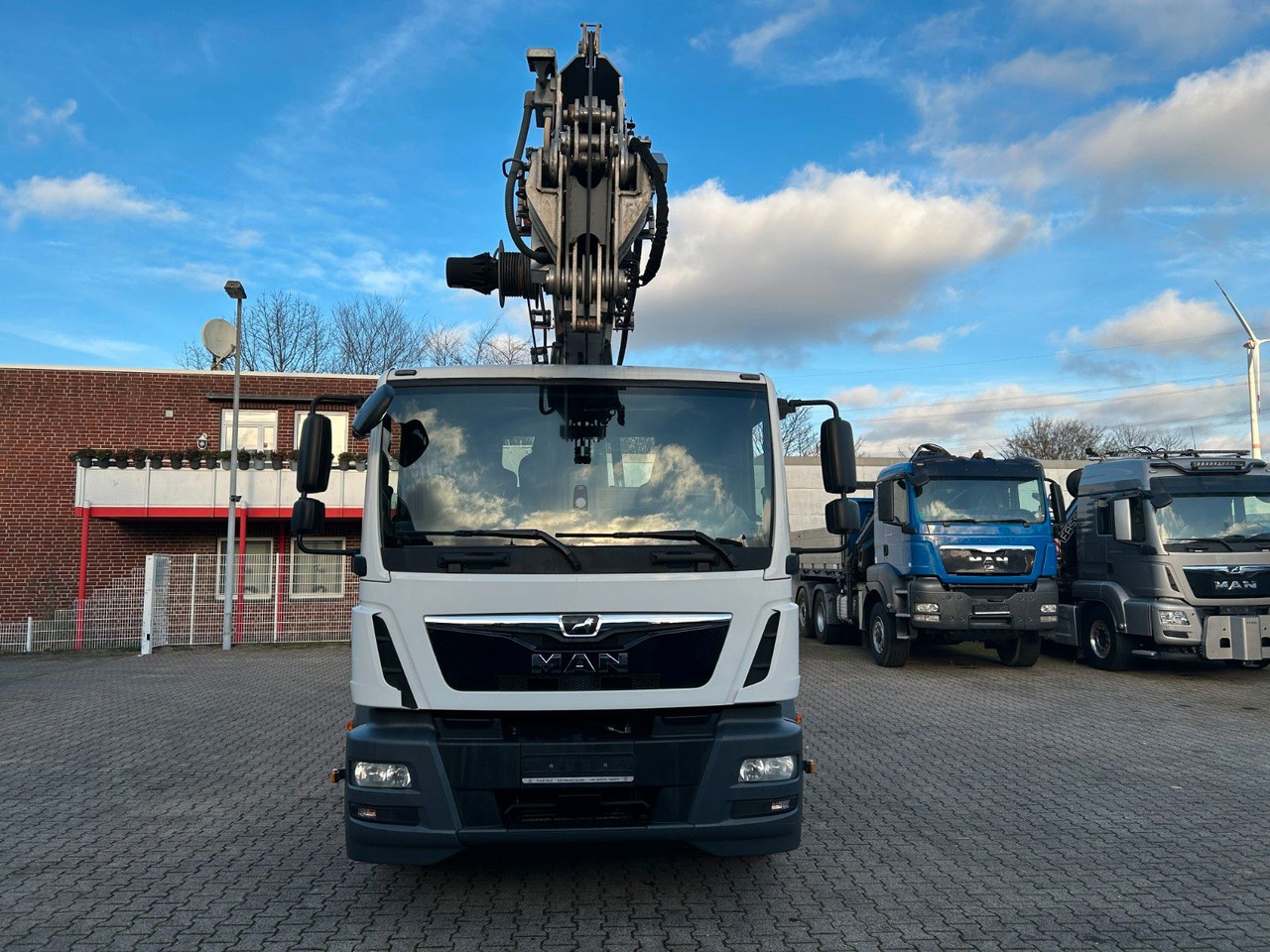 MAN 26.320+Böcker Dachdeckerkran AK46/6000+Seilwinde - Tovornjak z dvigalom: slika 5 MAN 26.320+Böcker Dachdeckerkran AK46/6000+Seilwinde - Tovornjak z dvigalom: slika 5