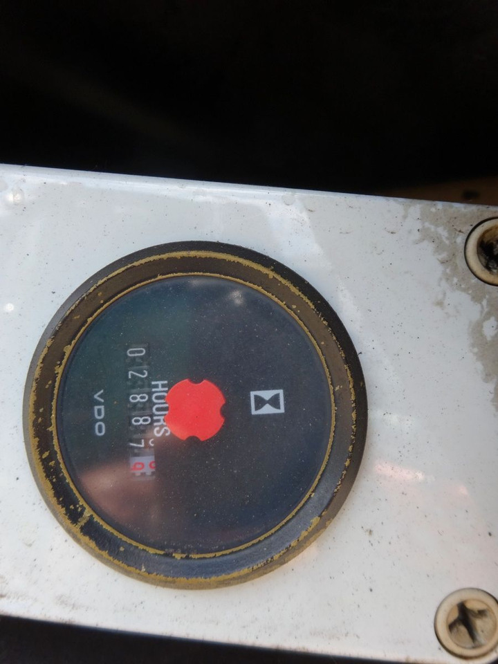 Tovornjak za prevoz lesa, Tovornjak z dvigalom MAN 26.510 mit KESLA 2112 Holzkran+Kabine+Greifer: slika 13