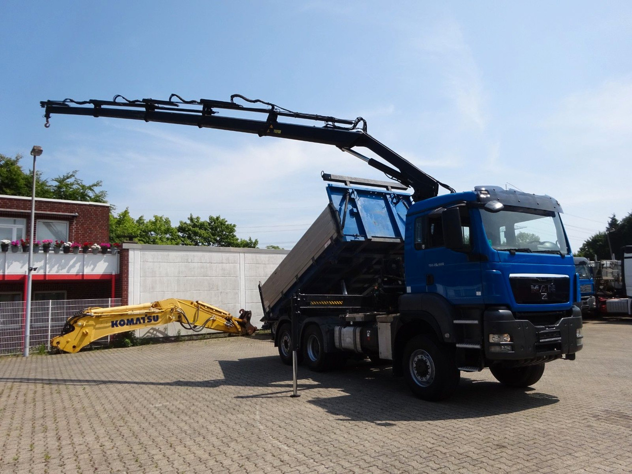 MAN 28.400 TGS 3Skipper+HIAB 166 E-4 HIPRPO 6x4-4 - Tovornjak prekucnik, Tovornjak z dvigalom: slika 4 MAN 28.400 TGS 3Skipper+HIAB 166 E-4 HIPRPO 6x4-4 - Tovornjak prekucnik, Tovornjak z dvigalom: slika 4