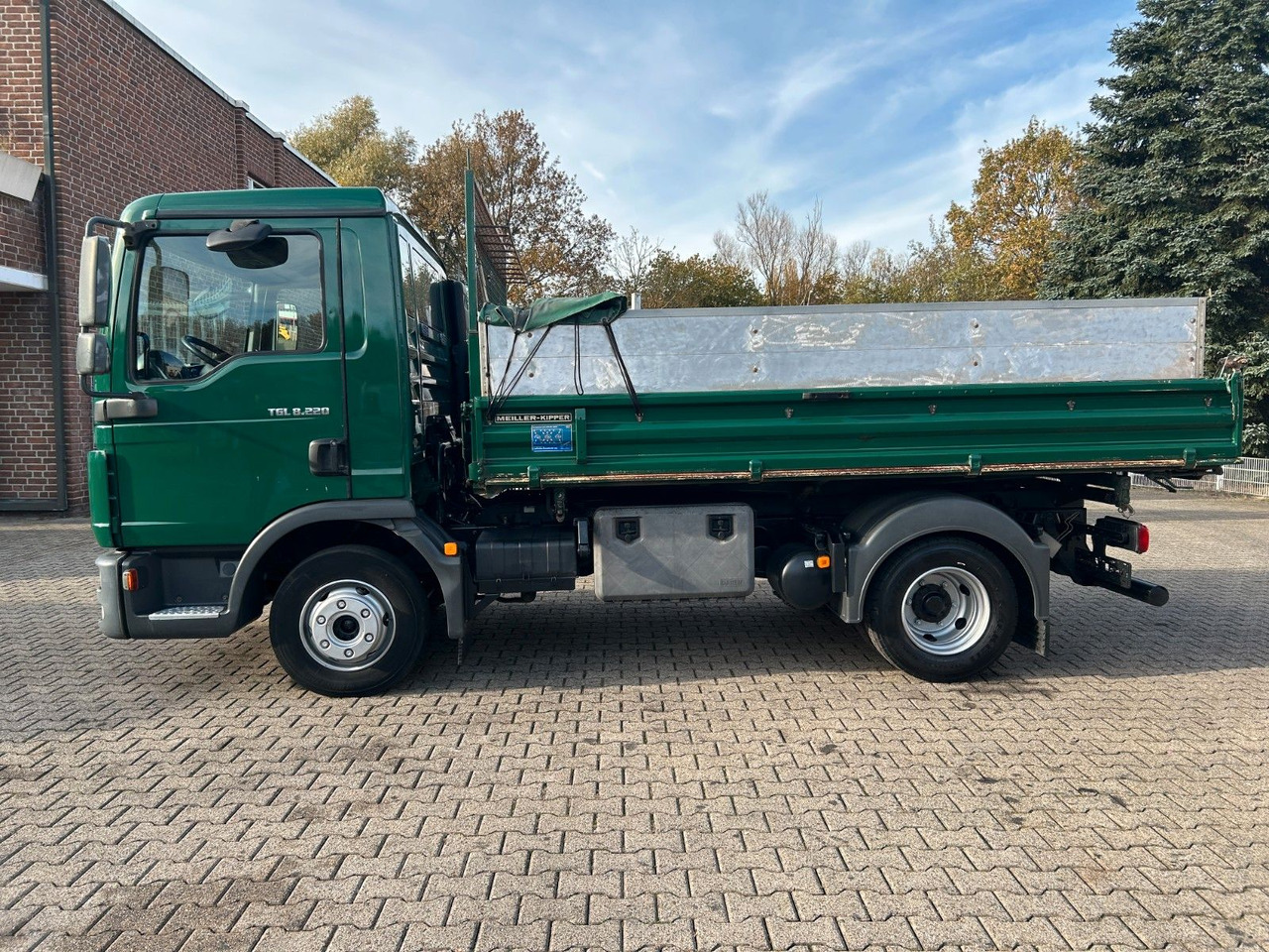 MAN 8.220 TGL MEILLER 3Skipper mit hohen Wänden - Tovornjak prekucnik: slika 4 MAN 8.220 TGL MEILLER 3Skipper mit hohen Wänden - Tovornjak prekucnik: slika 4