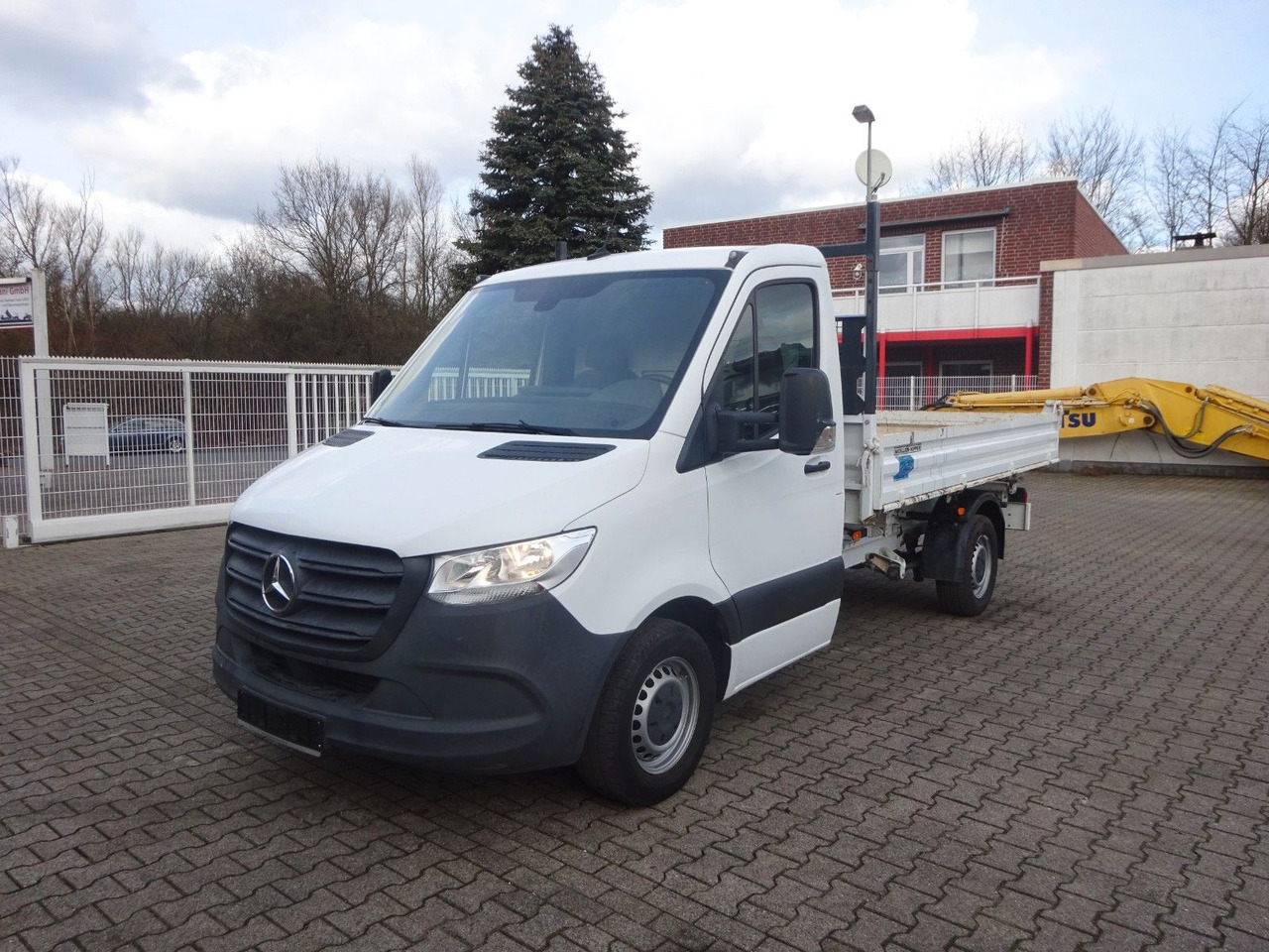 Mercedes-Benz 314 CDI Sprinter MEILLER 3Skipper 4x2 - Dostavno vozilo prekucnik: slika 4 Mercedes-Benz 314 CDI Sprinter MEILLER 3Skipper 4x2 - Dostavno vozilo prekucnik: slika 4