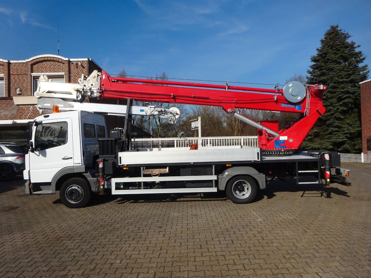 Mercedes-Benz 818 Atego + Böcker AK 32 Meter Dachdeckerkran - Tovornjak z dvigalom: slika 3 Mercedes-Benz 818 Atego + Böcker AK 32 Meter Dachdeckerkran - Tovornjak z dvigalom: slika 3