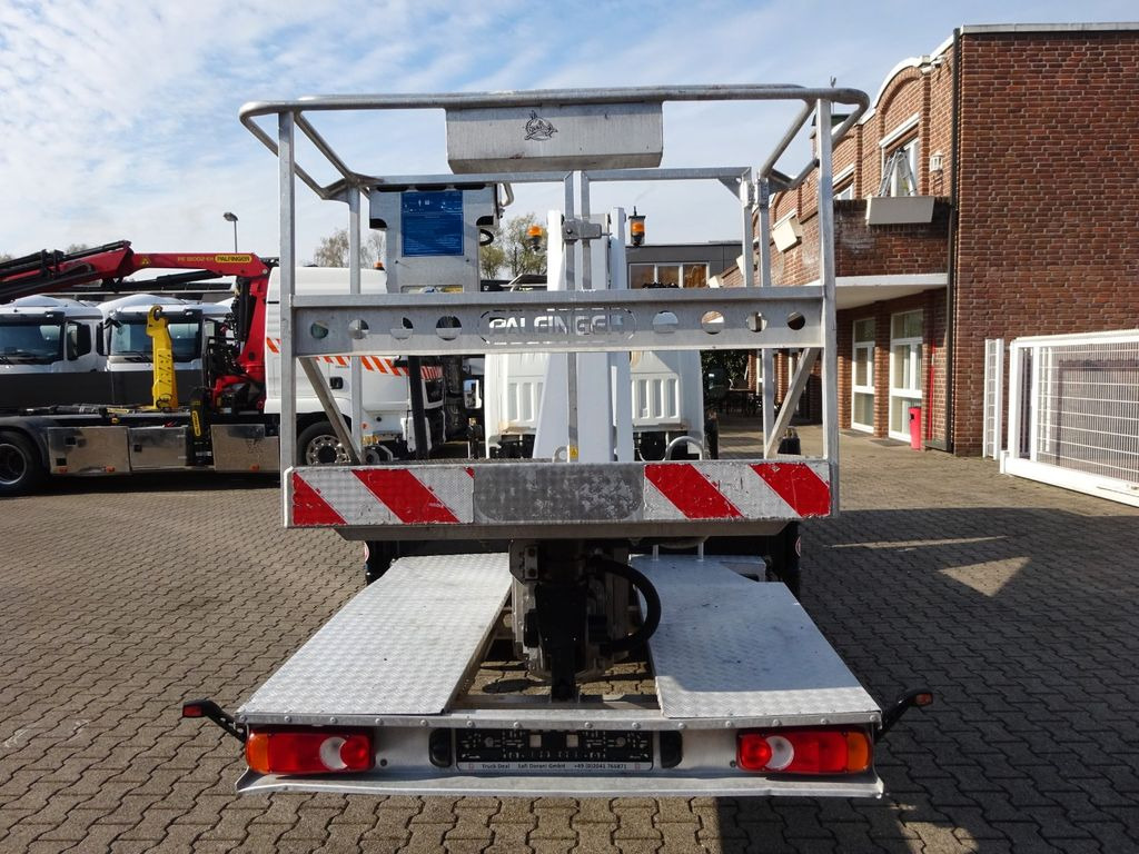 Nissan CABSTAR 35.13 PALFINGER Steiger P260B 26 Meter Nissan CABSTAR 35.13 PALFINGER Steiger P260B 26 Meter - Dvižna ploščad montirana na tovornjak, Dostavno vozilo: slika 4 Nissan CABSTAR 35.13 PALFINGER Steiger P260B 26 Meter Nissan CABSTAR 35.13 PALFINGER Steiger P260B 26 Meter - Dvižna ploščad montirana na tovornjak, Dostavno vozilo: slika 4