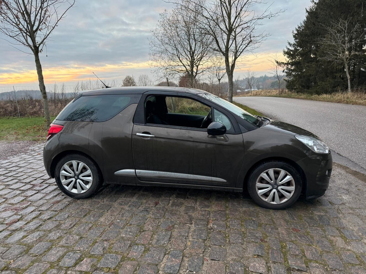 Citroën DS3 Sport - Avtomobil: slika 5 Citroën DS3 Sport - Avtomobil: slika 5