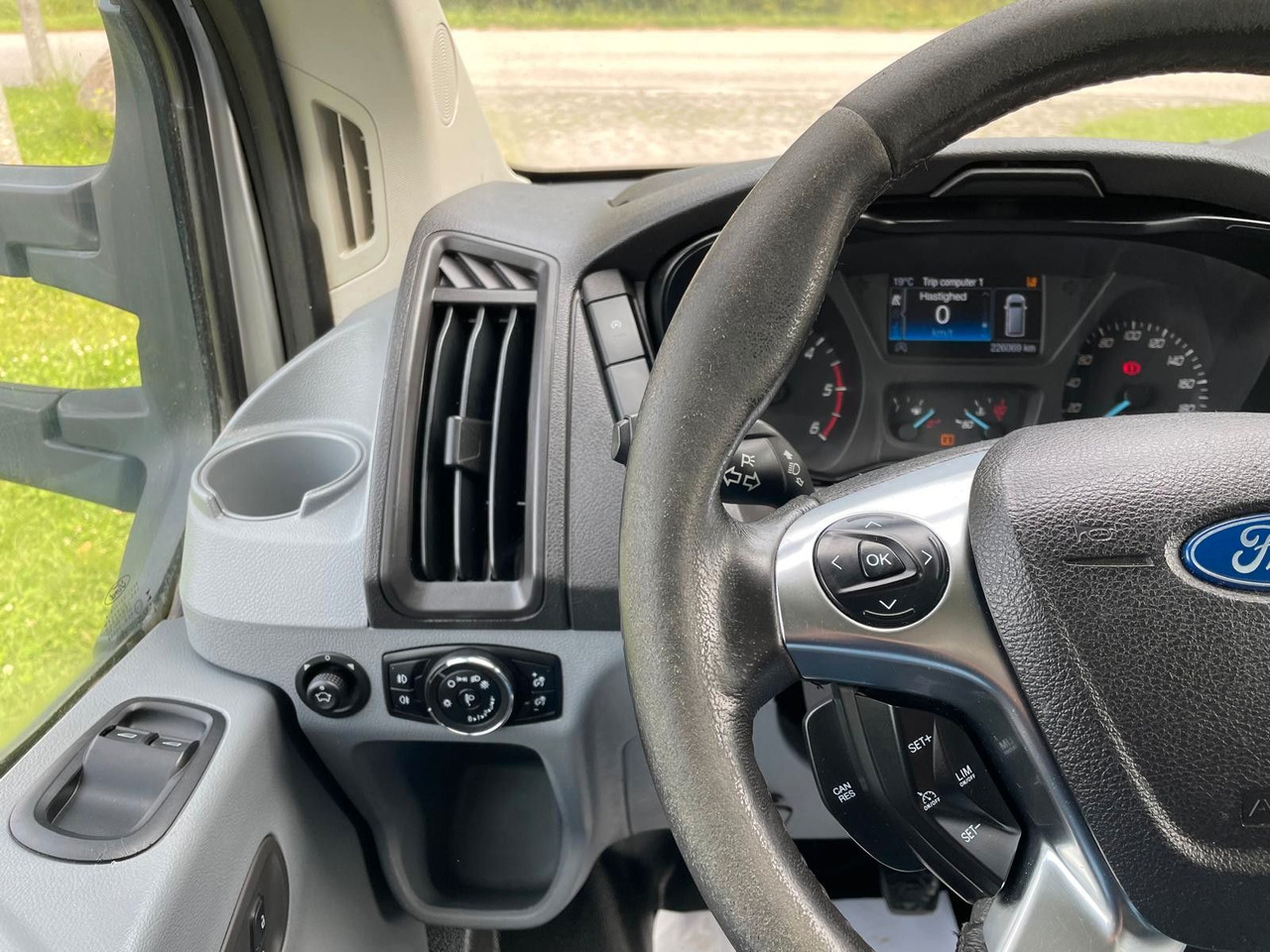 Dostavno vozilo s kesonom Ford Transit Pritsche 470 L3 Einzelkabine: slika 12
