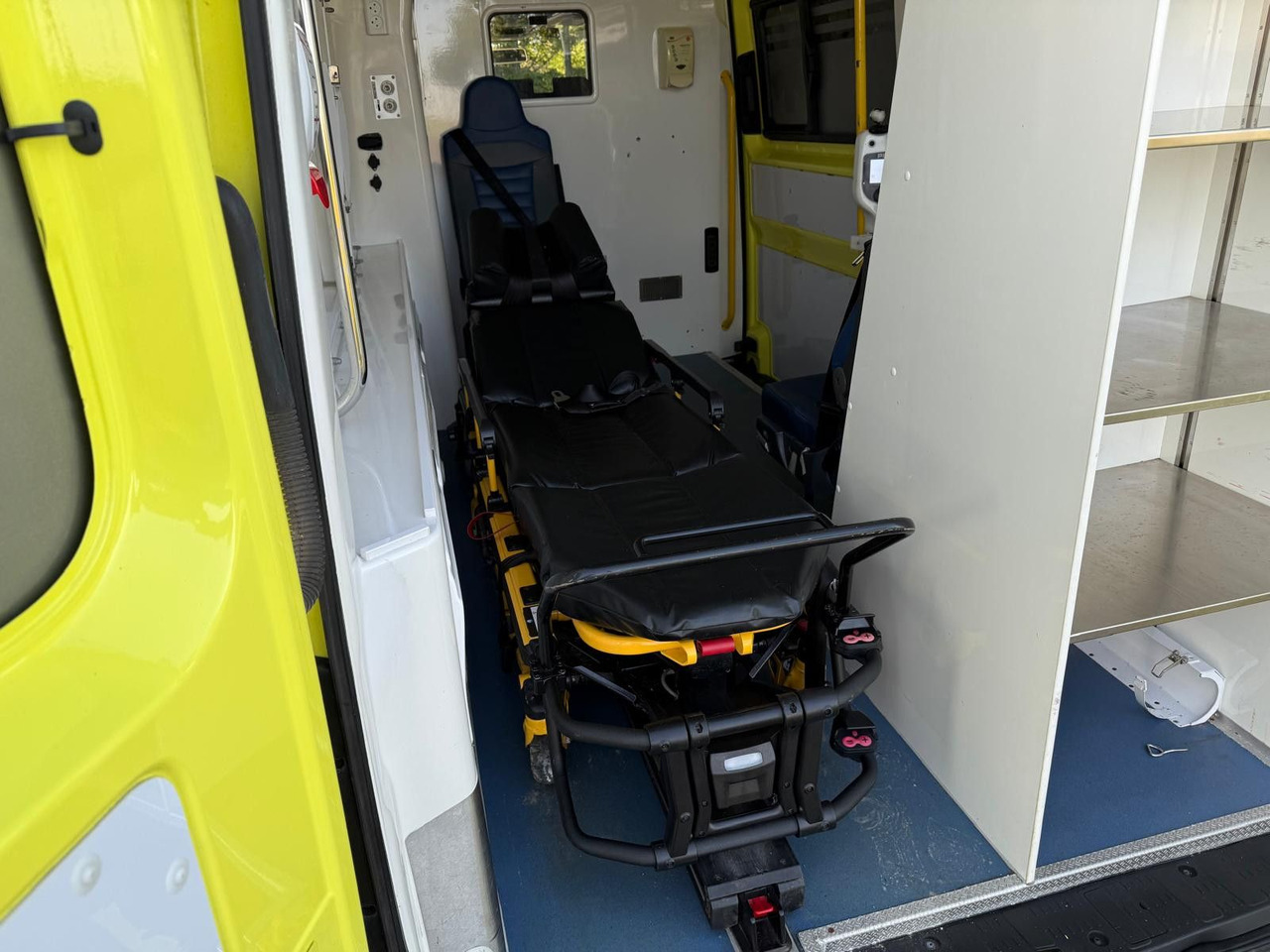 Reševalno vozilo MAN TGE 4.180 Ambulance * 29 800 € netto *RESERVED: slika 16