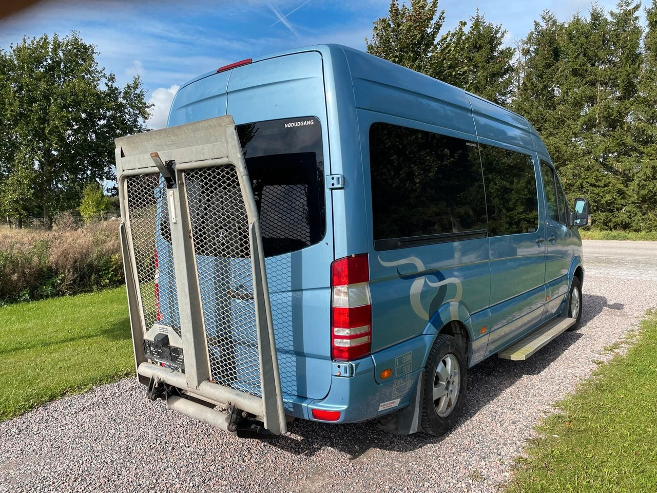 Mercedes-Benz Sprinter 316 CDI AUT *BUS+lift * 9 bis 11 sitze - Potniški kombi: slika 5 Mercedes-Benz Sprinter 316 CDI AUT *BUS+lift * 9 bis 11 sitze - Potniški kombi: slika 5