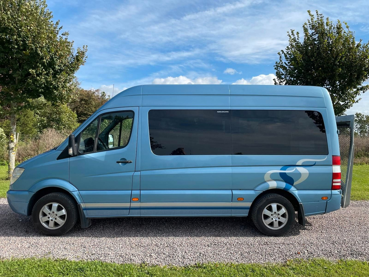 Mercedes-Benz Sprinter 316 CDI AUT *BUS+lift * 9 bis 11 sitze - Potniški kombi: slika 2 Mercedes-Benz Sprinter 316 CDI AUT *BUS+lift * 9 bis 11 sitze - Potniški kombi: slika 2