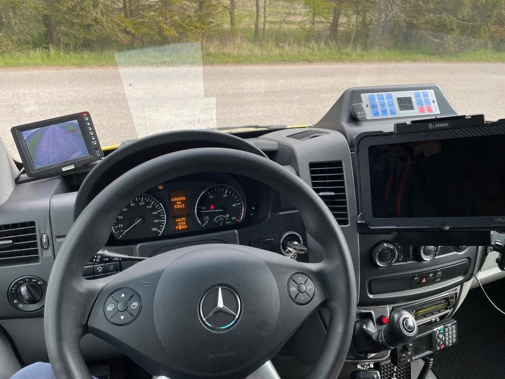 Reševalno vozilo Mercedes-Benz Sprinter 316 CDI Ambulance Electric STRYKER Bed: slika 13