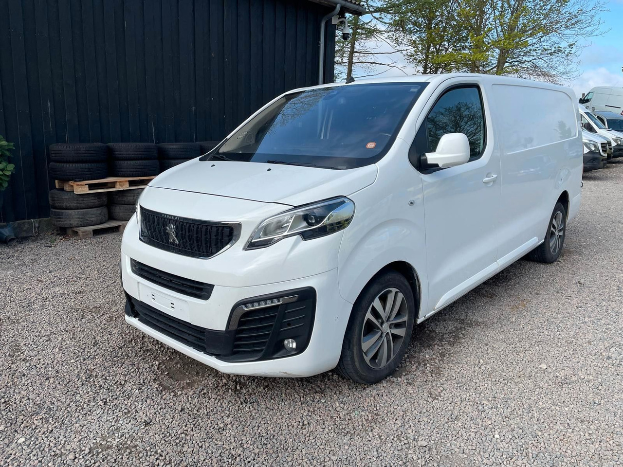 Peugeot Expert Kasten Premium L3 BlueHDi 2,0 *Defect* - Mali kombi: slika 1 Peugeot Expert Kasten Premium L3 BlueHDi 2,0 *Defect* - Mali kombi: slika 1