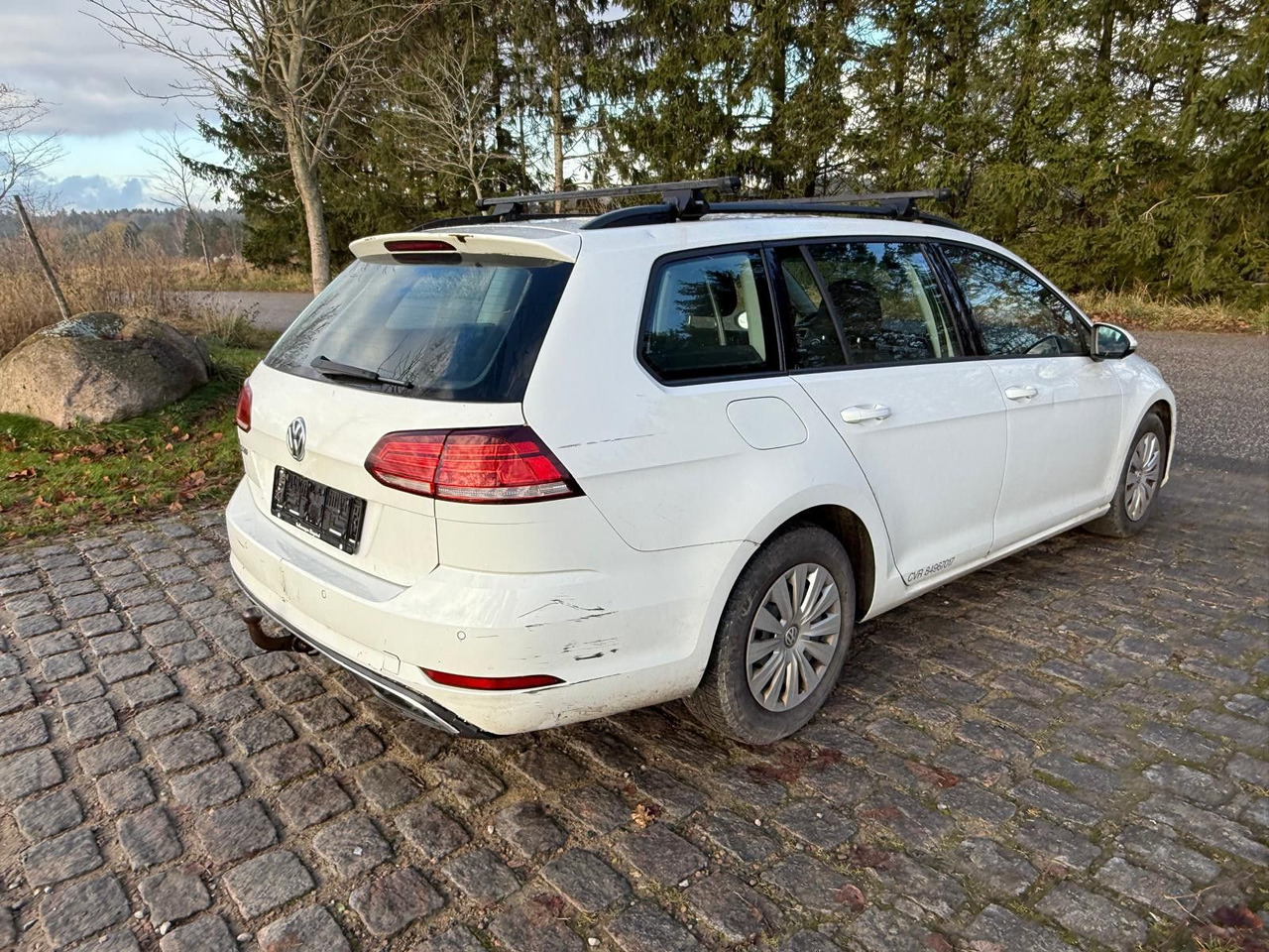 Volkswagen Golf VII 1.6 TDI Comfortline *LKW zull. 2sitze - Karavan: slika 5 Volkswagen Golf VII 1.6 TDI Comfortline *LKW zull. 2sitze - Karavan: slika 5