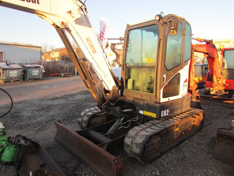 Bobcat E 62 Minibagger / Klima / AC / 29.000 EUR - Mini bager: slika 3 Bobcat E 62 Minibagger / Klima / AC / 29.000 EUR - Mini bager: slika 3
