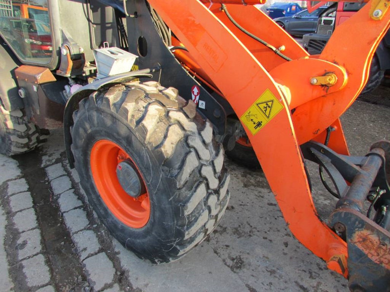 Komatsu WA 70-7 Radlader 24.500 EUR - Kolesni nakladalec: slika 4 Komatsu WA 70-7 Radlader 24.500 EUR - Kolesni nakladalec: slika 4