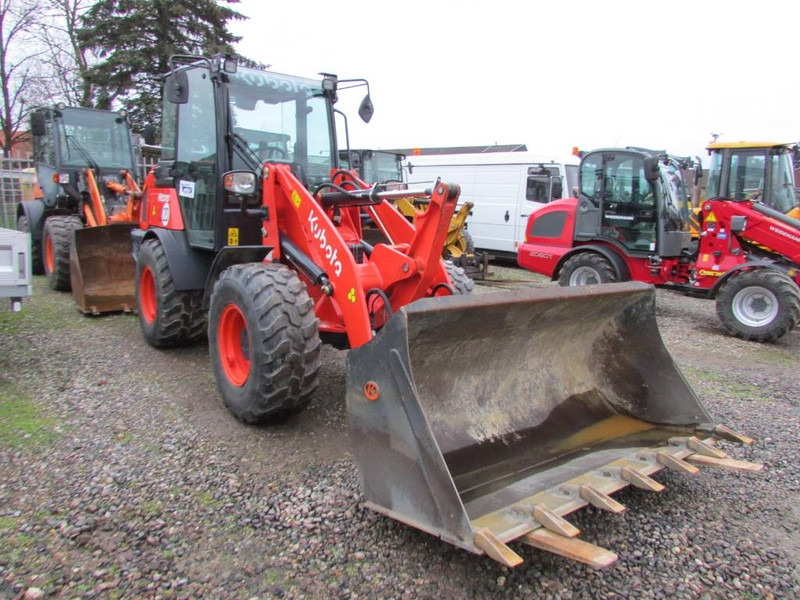Kubota R 070 Radlader 35.800 EUR - Kolesni nakladalec: slika 4 Kubota R 070 Radlader 35.800 EUR - Kolesni nakladalec: slika 4