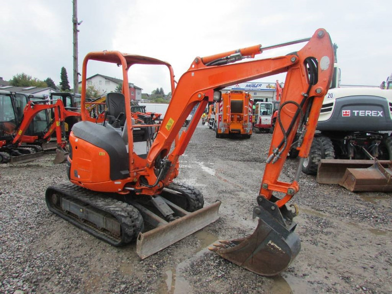 Kubota U 27-4 Canopy Minibagger 17.500 EUR - Mini bager: slika 3 Kubota U 27-4 Canopy Minibagger 17.500 EUR - Mini bager: slika 3