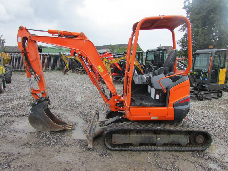 Kubota U 27-4 Canopy Minibagger 18.000 EUR - Mini bager: slika 1 Kubota U 27-4 Canopy Minibagger 18.000 EUR - Mini bager: slika 1