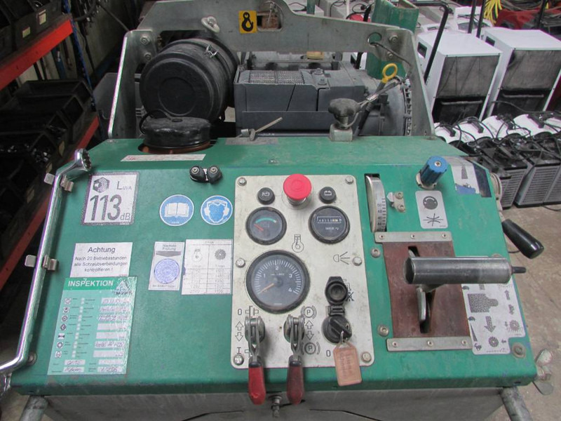 Lissmac FS 28 D Fugenschneider 6.000 EUR - Oprema za betonska dela: slika 3 Lissmac FS 28 D Fugenschneider 6.000 EUR - Oprema za betonska dela: slika 3