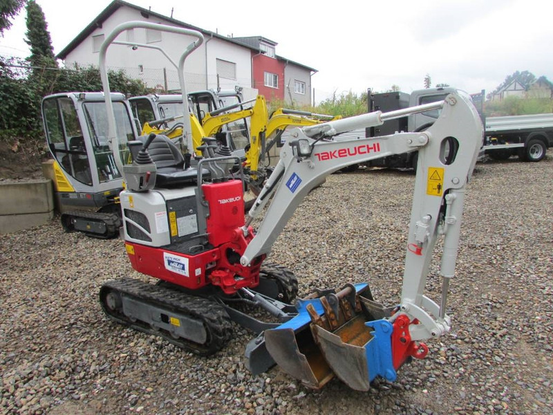 Takeuchi TB 210 R Minibagger 18.000 EUR - Mini bager: slika 4 Takeuchi TB 210 R Minibagger 18.000 EUR - Mini bager: slika 4