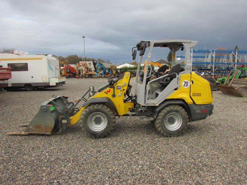 WACKER NEUSON WL 28 Radlader - Kolesni nakladalec: slika 1 WACKER NEUSON WL 28 Radlader - Kolesni nakladalec: slika 1