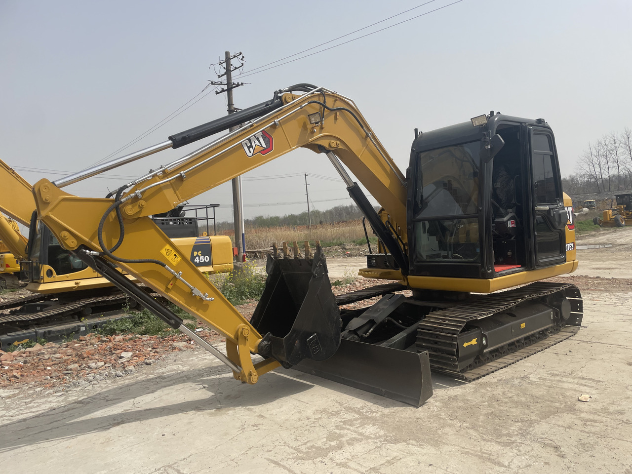 CAT 307 - Mini bager: slika 1 CAT 307 - Mini bager: slika 1