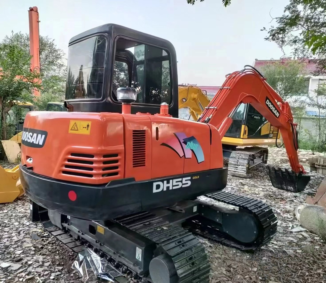 Doosan DH 55 - Mini bager: slika 1 Doosan DH 55 - Mini bager: slika 1