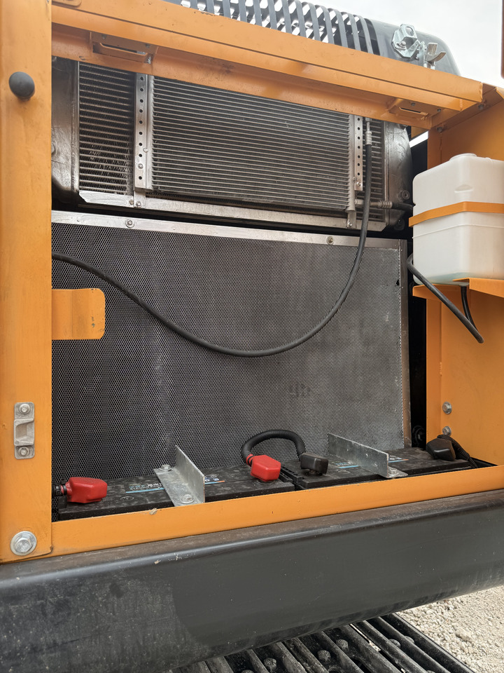 HYUNDAI HX220HD - Bager goseničar: slika 5 HYUNDAI HX220HD - Bager goseničar: slika 5