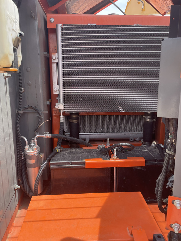 Hitachi ZX 70 - Bager goseničar: slika 5 Hitachi ZX 70 - Bager goseničar: slika 5