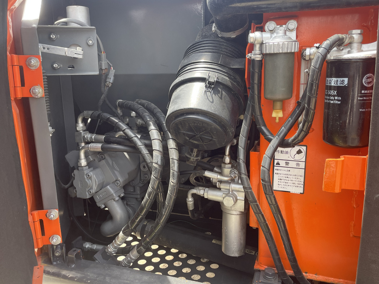 Bager goseničar Hitachi ZX 70: slika 10