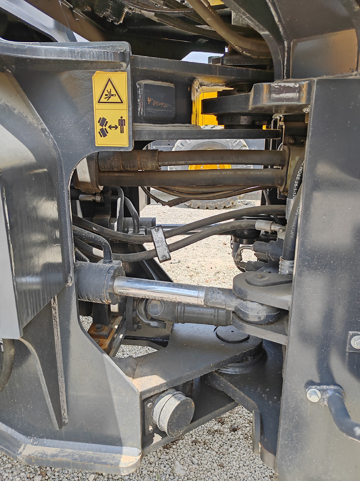 Bager goseničar LIUGONG CLG856H: slika 8