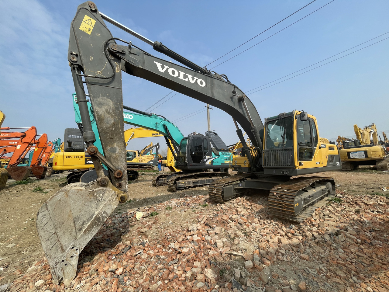 VOLVO EC200D - Bager goseničar: slika 4 VOLVO EC200D - Bager goseničar: slika 4