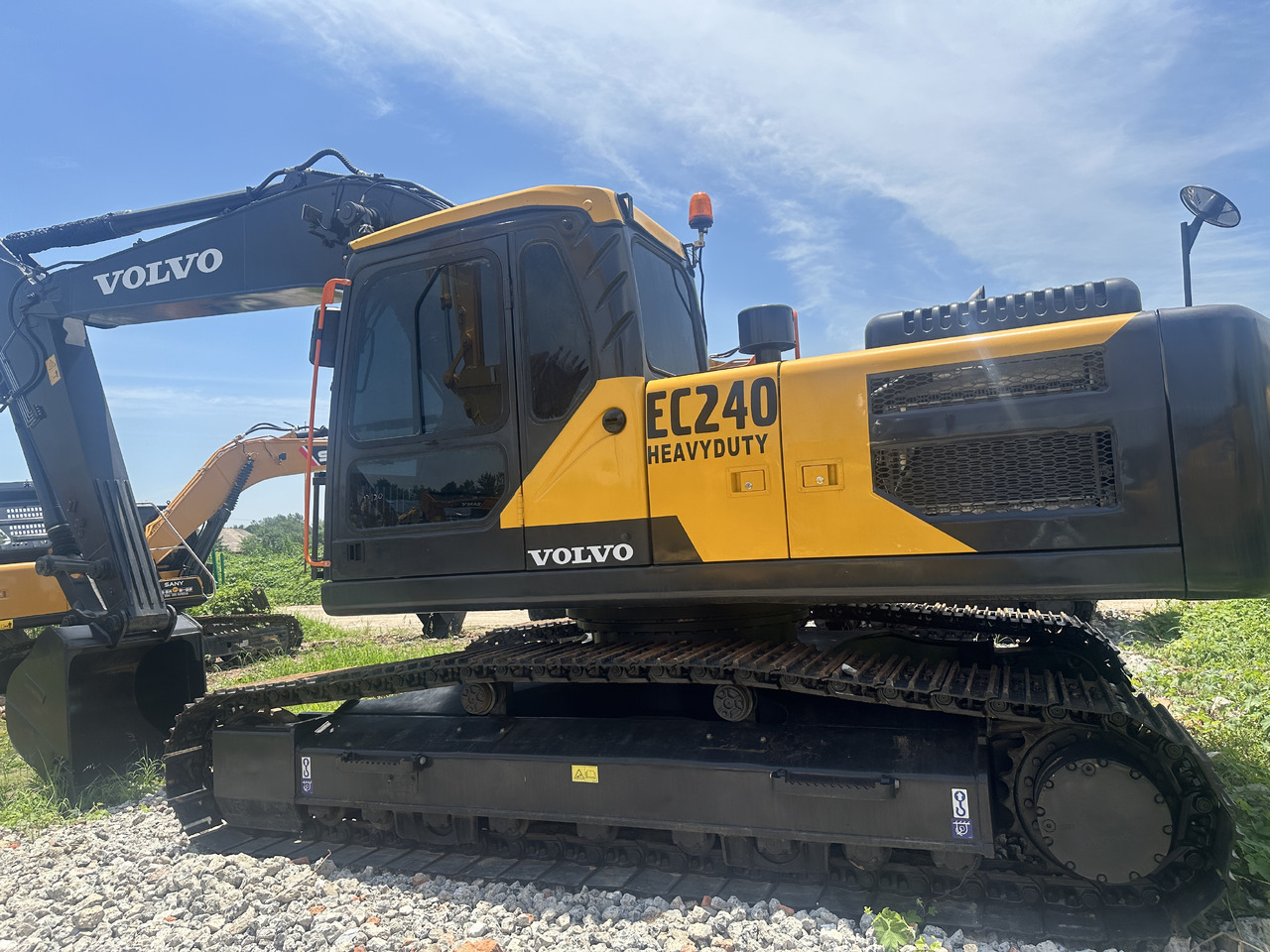 VOLVO EC240 - Bager goseničar: slika 1 VOLVO EC240 - Bager goseničar: slika 1