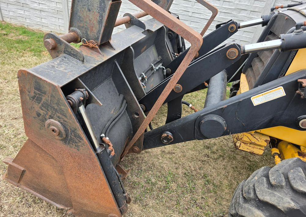 Caterpillar - Bager nakladalec: slika 5 Caterpillar - Bager nakladalec: slika 5