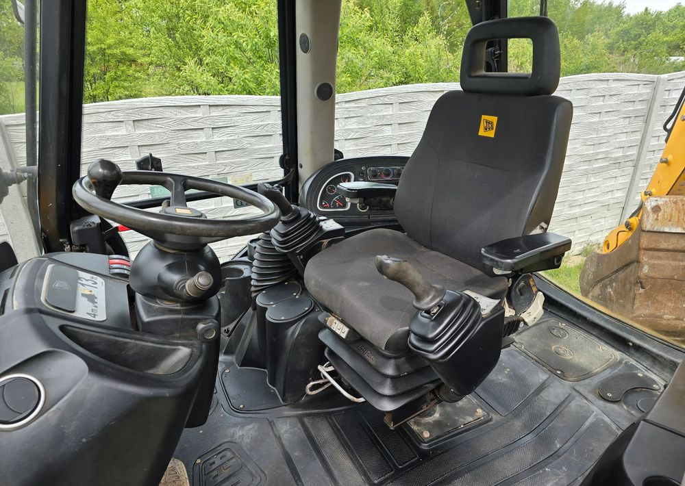 JCB - Bager nakladalec: slika 3 JCB - Bager nakladalec: slika 3