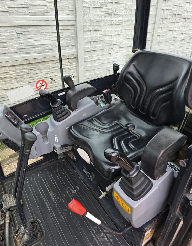 Kubota - Mini bager: slika 3 Kubota - Mini bager: slika 3