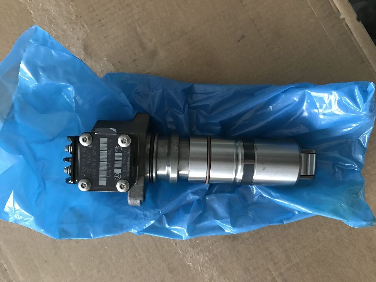 Bosch 2018 0280748802 Mercedes-Benz AXOR-ATEGO-ACTROS truck - Črpalka za gorivo za Tovornjak: slika 1 Bosch 2018 0280748802 Mercedes-Benz AXOR-ATEGO-ACTROS truck - Črpalka za gorivo za Tovornjak: slika 1