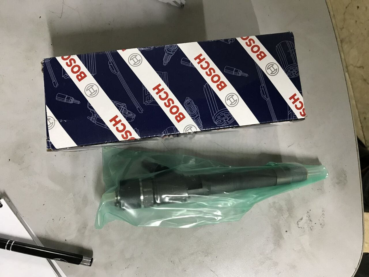 Bosch 2018 WLLA-13-H50 for Ford BOSCH automobile - Injektor za Avtomobil: slika 1 Bosch 2018 WLLA-13-H50 for Ford BOSCH automobile - Injektor za Avtomobil: slika 1