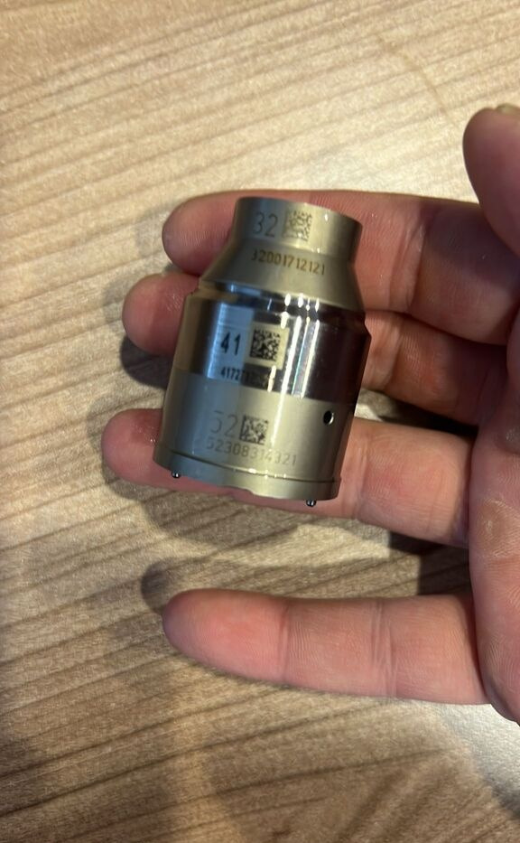 Valve Bosch 2010-2023 7135-588 Volvo and Renault - Sistem goriva za Tovornjak: slika 4 Valve Bosch 2010-2023 7135-588 Volvo and Renault - Sistem goriva za Tovornjak: slika 4