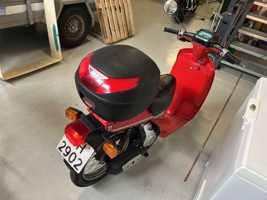 1984 Moped HONDA SCOOPY ELECTRIC STAR 50 hk - Prikolica za prevoz motorjev: slika 4 1984 Moped HONDA SCOOPY ELECTRIC STAR 50 hk - Prikolica za prevoz motorjev: slika 4