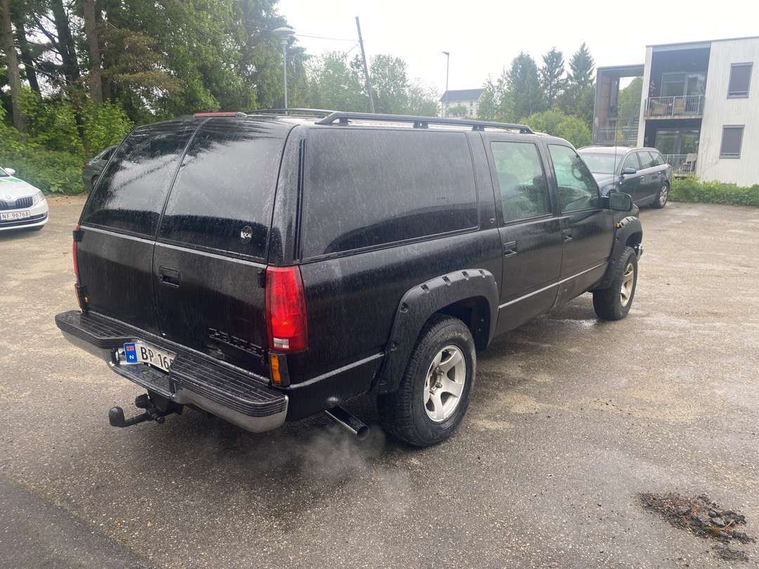 1997 Chevrolet Suburban 5,7l Vortec EU-GODKJENT - Avtomobil: slika 5 1997 Chevrolet Suburban 5,7l Vortec EU-GODKJENT - Avtomobil: slika 5