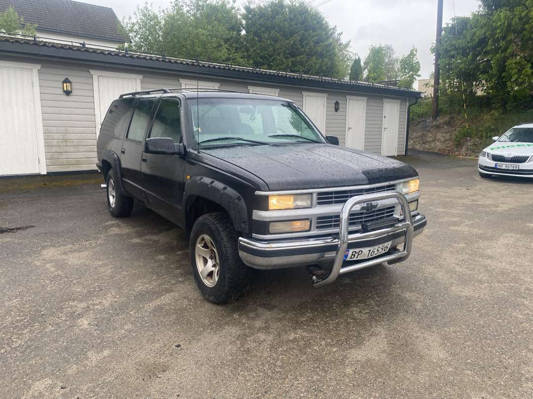 1997 Chevrolet Suburban 5,7l Vortec EU-GODKJENT - Avtomobil: slika 2 1997 Chevrolet Suburban 5,7l Vortec EU-GODKJENT - Avtomobil: slika 2
