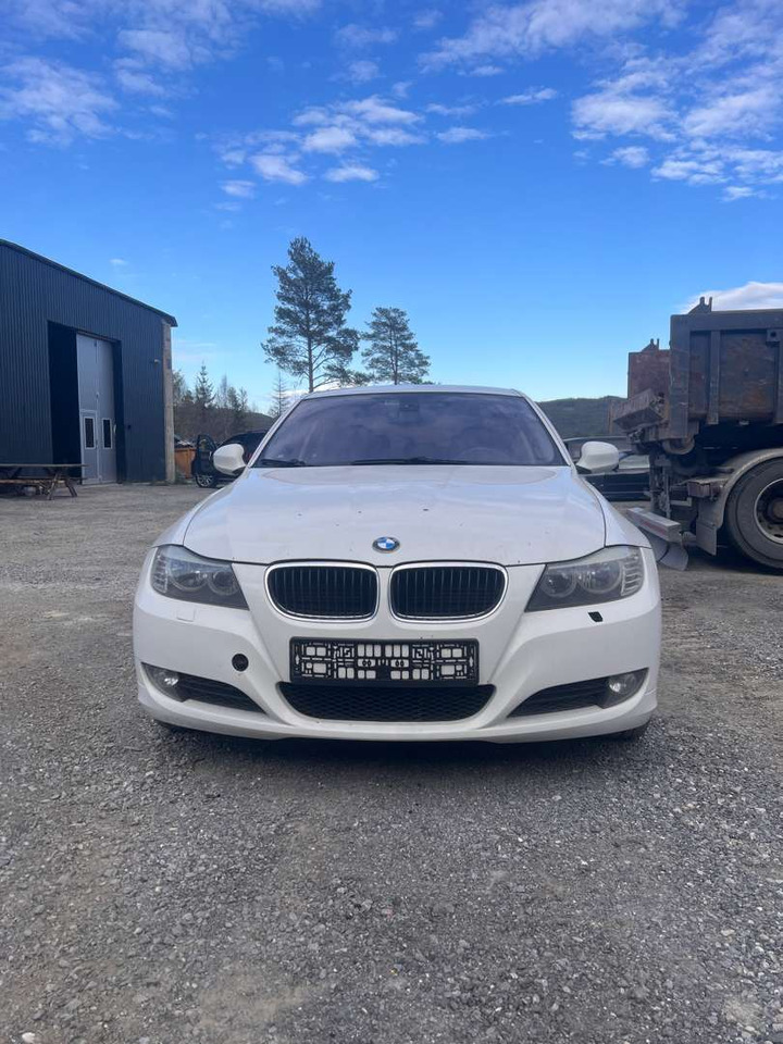 2009 BMW 316i Facelift (se mangellapp) - rep.-objekt - Limuzina: slika 1 2009 BMW 316i Facelift (se mangellapp) - rep.-objekt - Limuzina: slika 1